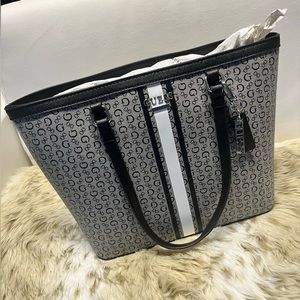 Guess Tote bag